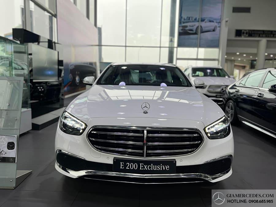 kham-pha-sang-trong-va-tien-nghi-cung-mercedes-e200-2